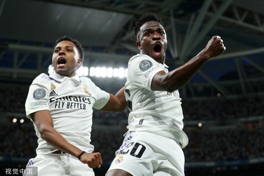 赛季表现稳 赛季表现稳