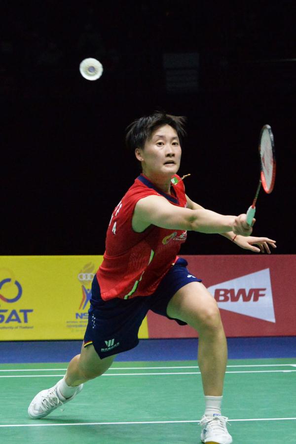 土球员的培 土球员的培